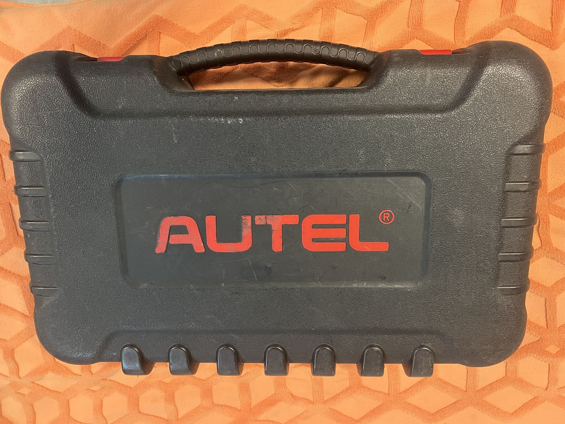Autel Automotive Scanner