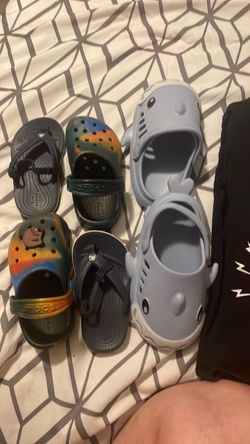 Toddler crocs