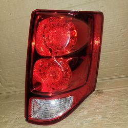 2014-2015-2016-2017-2018-2019-2020-2021-2022 Dogde Caravan Right Side Taillight LED OEM