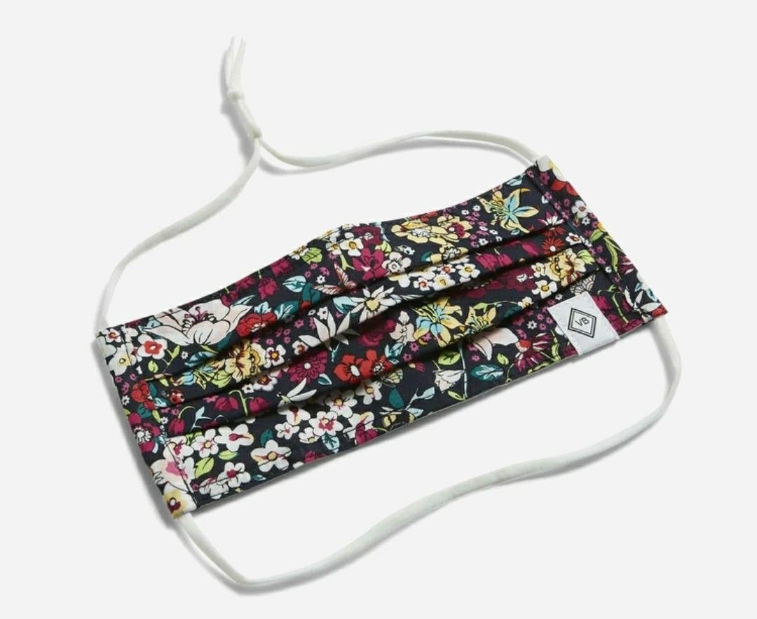 Vera Bradley pleated cotton adjustable face mask