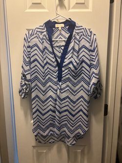 Blue and White Chevron Print Blouse