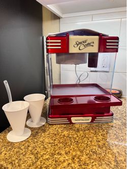 Sno-cone machine
