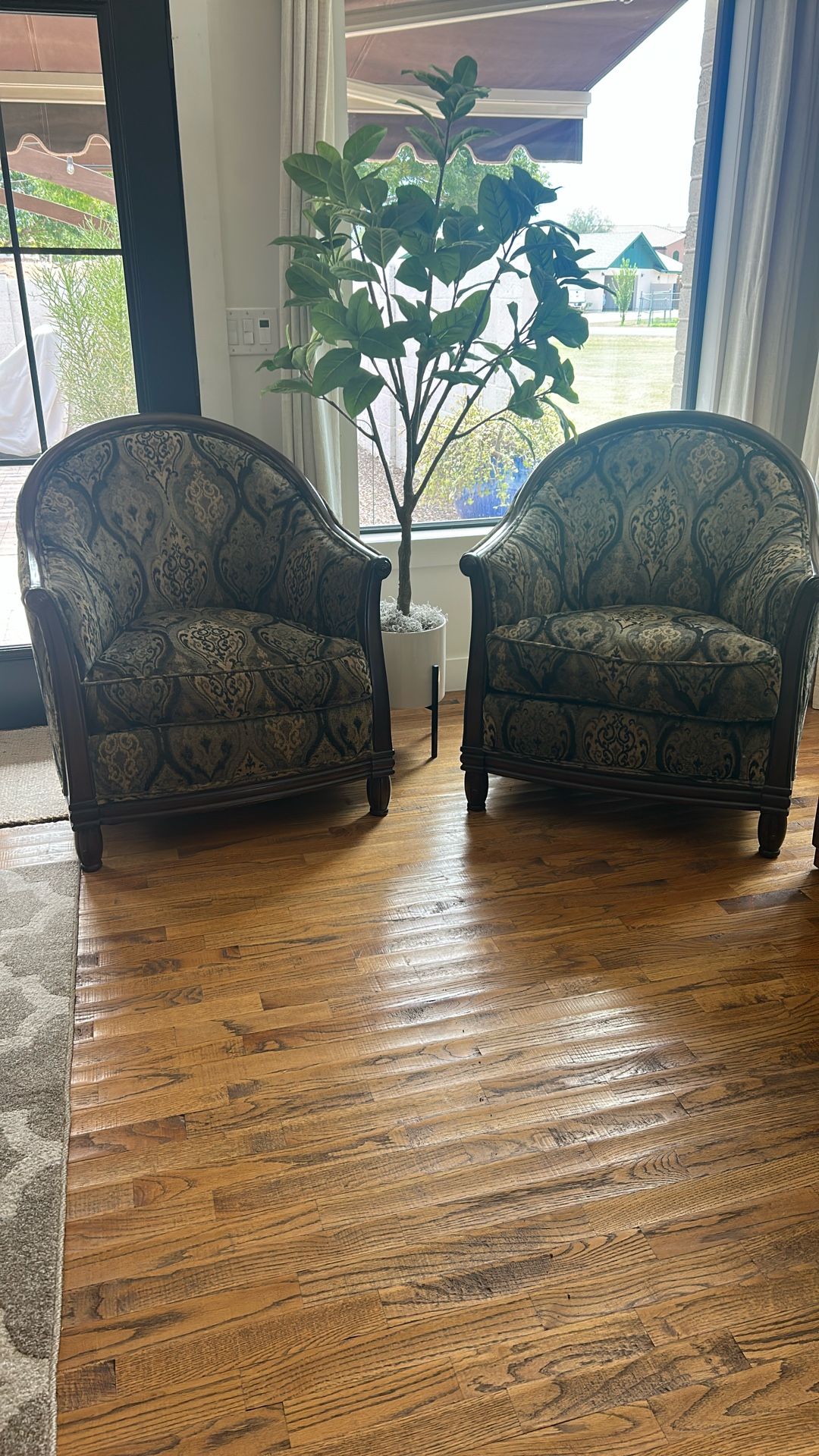 Upholstered Chair Set