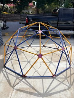 Monkey Bars Climbing Dome