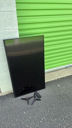 TV- FREE - does not work for parts only