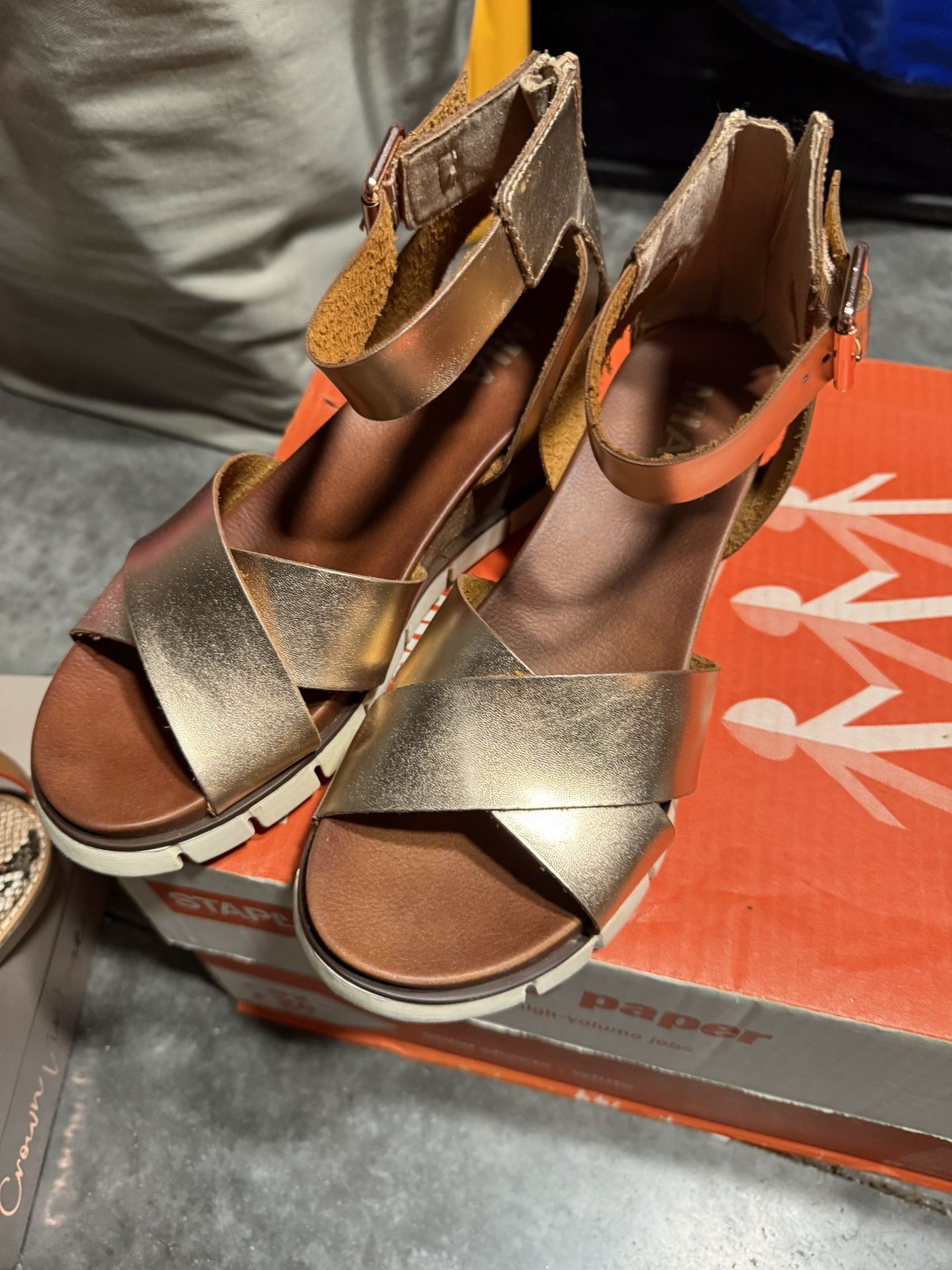 Women Shoes