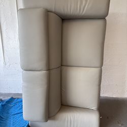 Leather Love Seat 