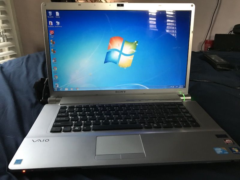 CLEAN!!! Great working Sony vaio laptop 16.4 in HD screen w/ Blu-ray burner,hdmi out