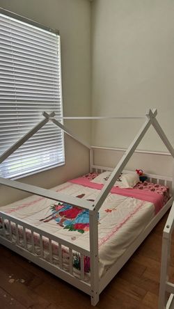 White Wood House Frame Kids Floor Bed