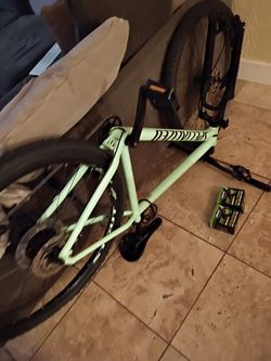 Specialized Rockhopper 2021