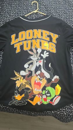 Looney tunes jersey size M