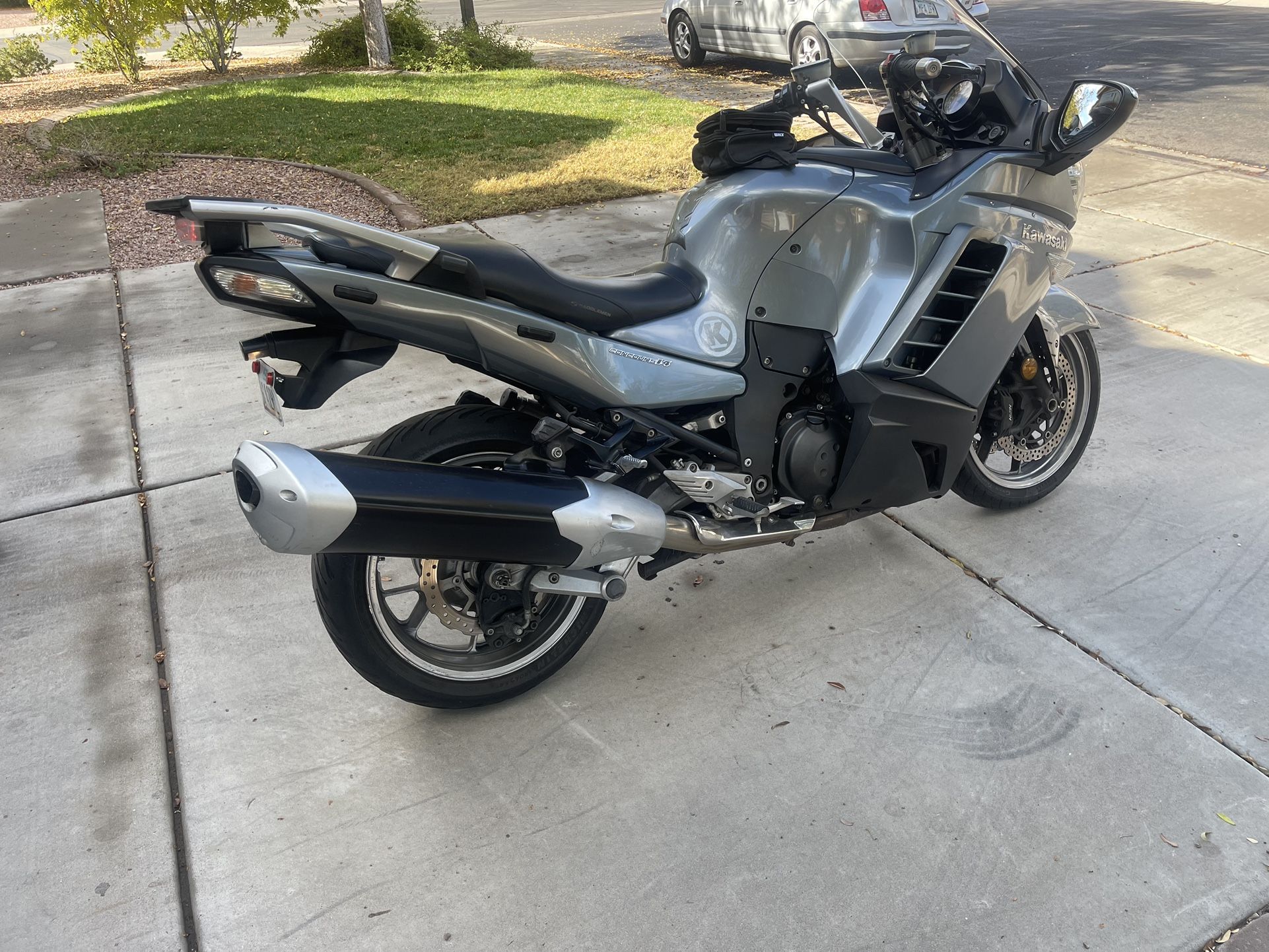 2008 Kawasaki Z1400 Concours for Sale in Gilbert, AZ - OfferUp