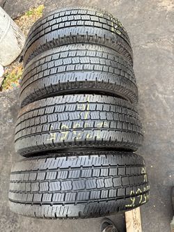Set of 4 nice Cooper Discoverer 235/65/16C ( We install & balance )