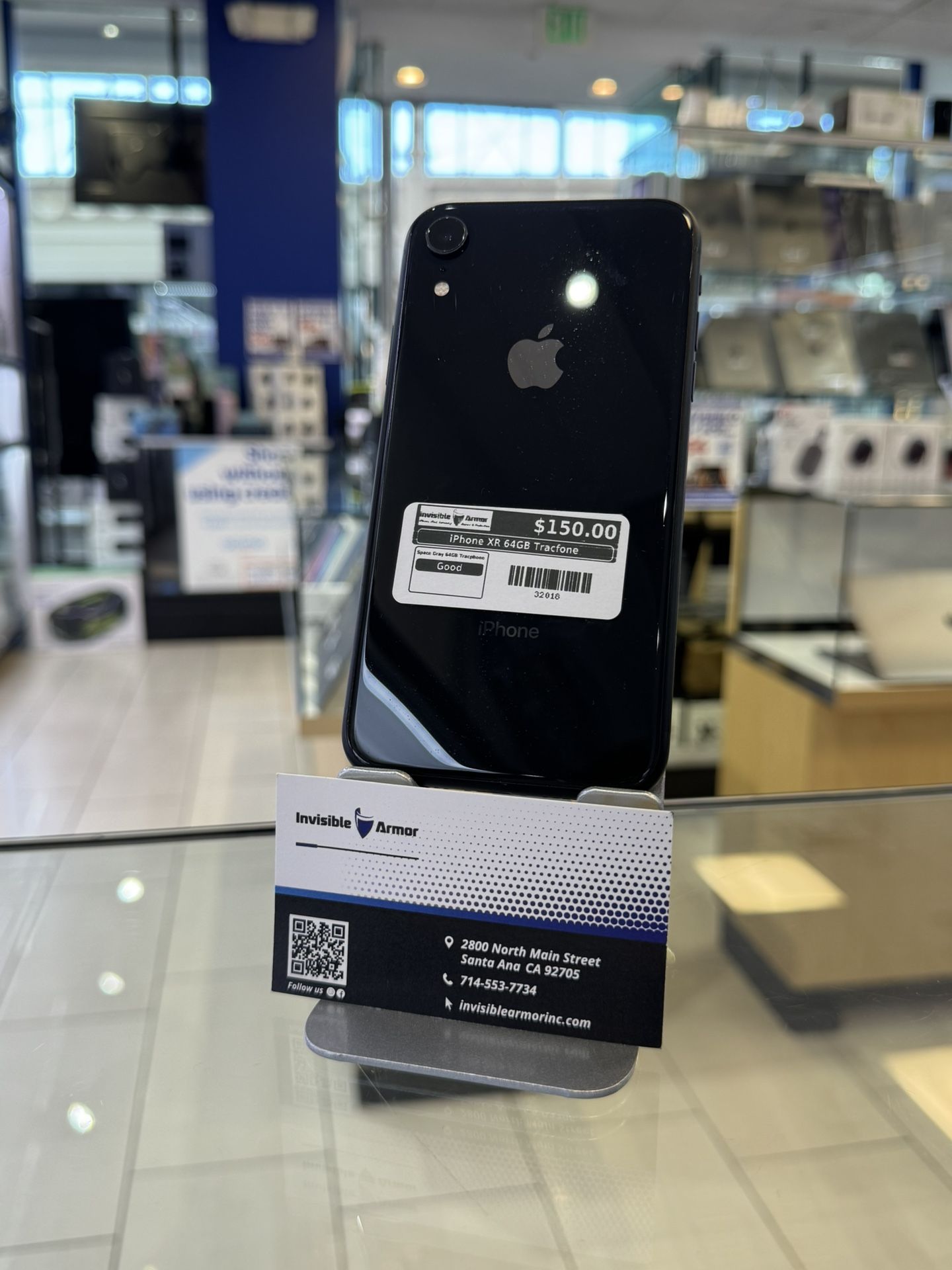 iPhone XR 64GB Tracfone