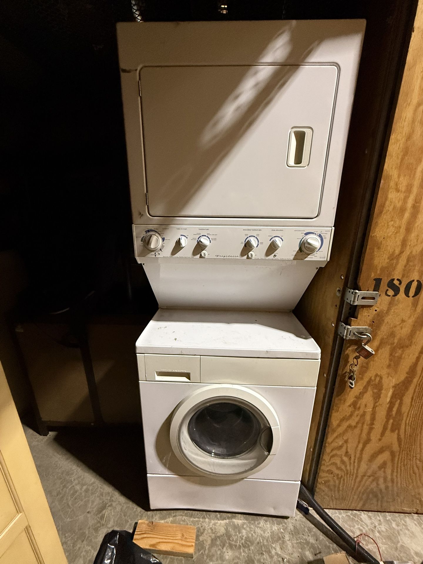 Washer / Dryer