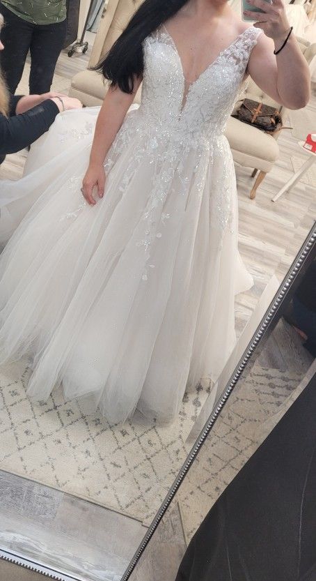 Allure Bridal A Line Wedding Dress Bridal Size 12