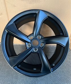 ONE Wheel Tesla 19” Genuine OEM Factory Rim 2025-2026 Model Y Juniper Launch Cross Flow Crossflow. No curb scratches! SELLING JUST 1 EXACTLY AS SHOWN