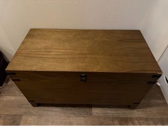 Storage chest