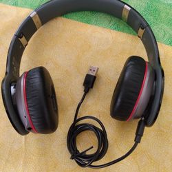 BEATS BY DR. DRE HEADPHONES WIRELESS