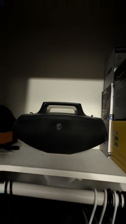 Skullcandy barrel Bluetooth speaker