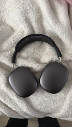 Apple headphones