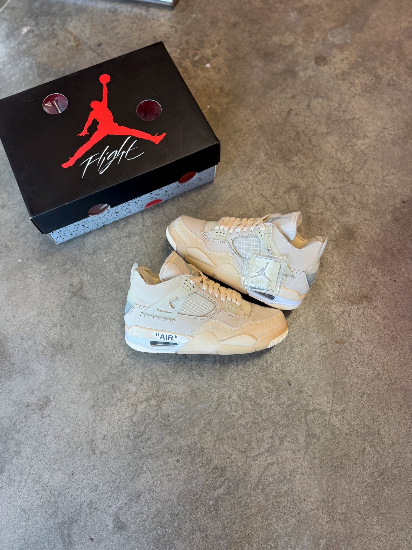 Jordan 4 Off White Sail