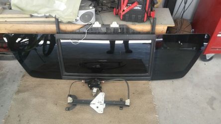 Titan Back Glass Windshield