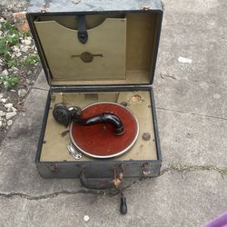 Vintage Columbia Portable Suitcase Turntable