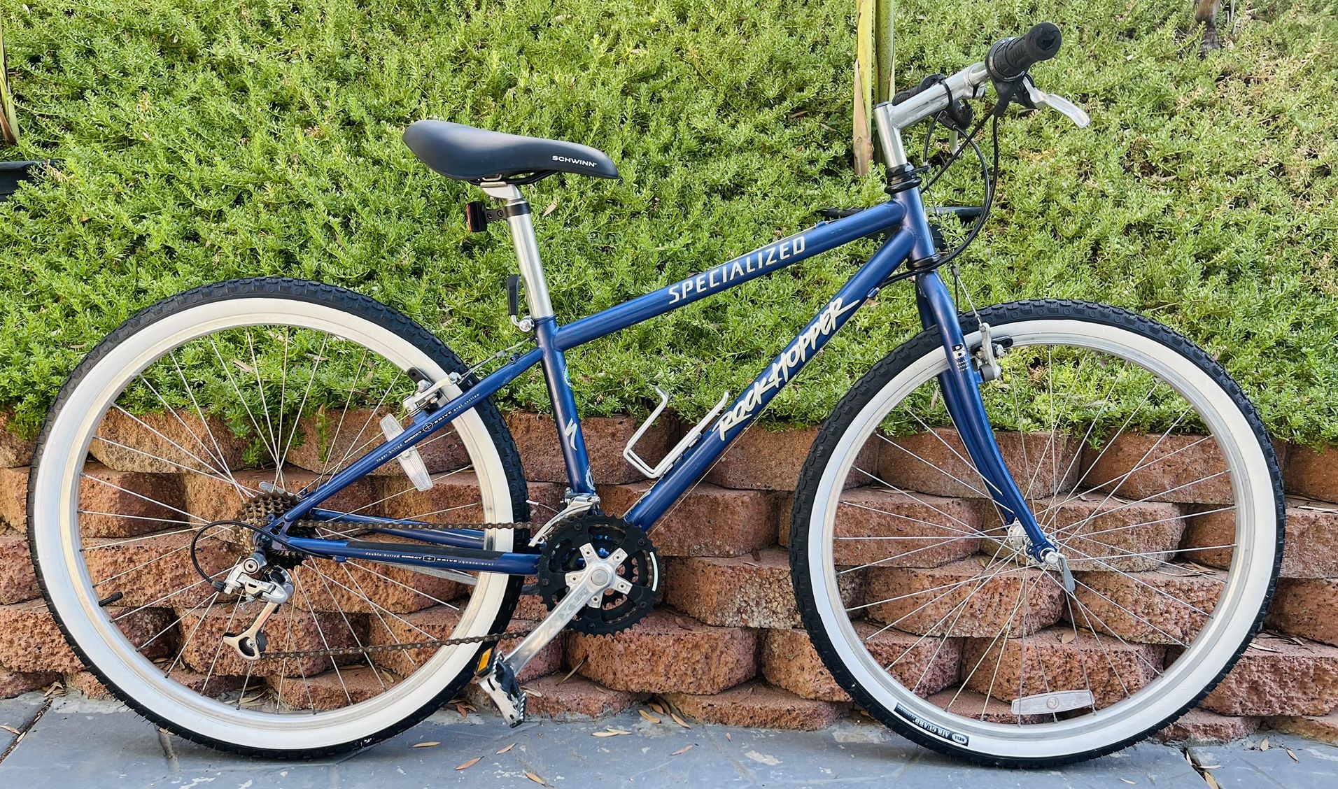 Specialized Rockhopper Hardtail 13.5 Frame, 26” Wheels