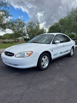 2001 Ford Taurus