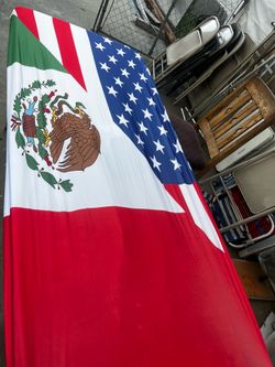 Bandera para cofre de carro