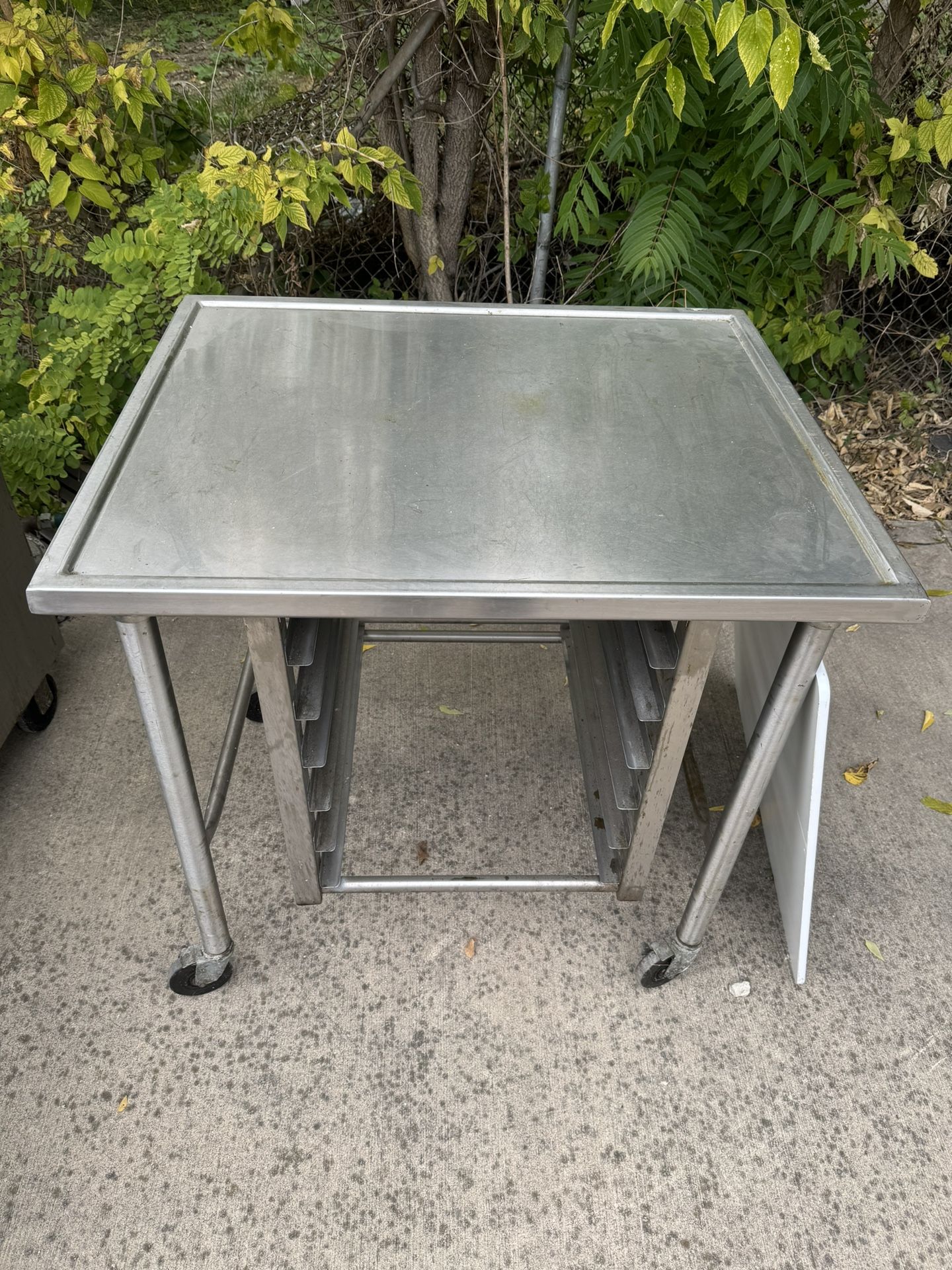 Stainless steel Table And Bakery Rack