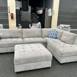 Sectional Couch 