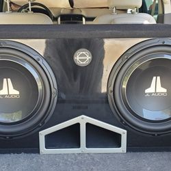 2 JL Audio 12W1v3-4 with JL RD 500W Monoblock