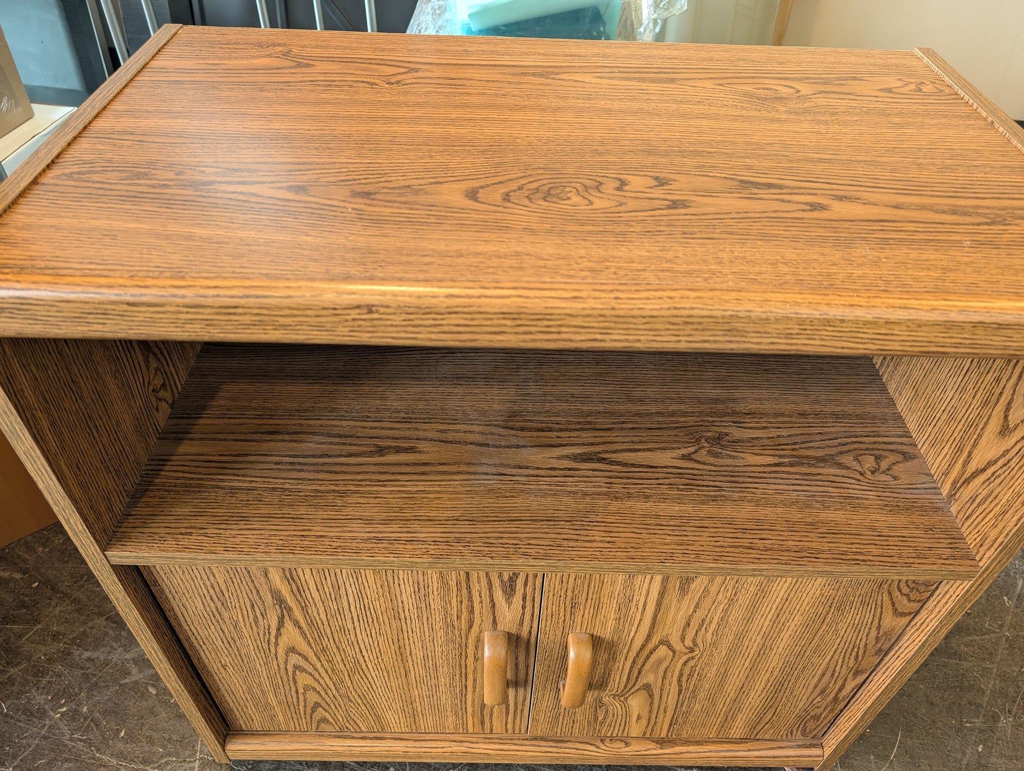 Compact Wood Grain Storage Cabinet with Shelves