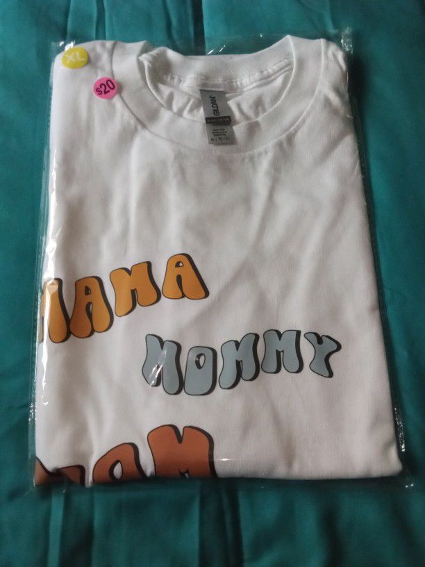 "Mama, Mommy, Mom, BRUH"- T-Shirt