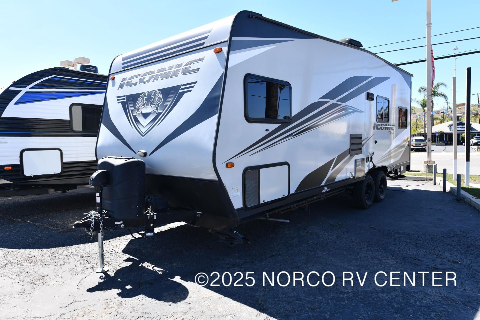 2019 Iconic 2114SFGLE