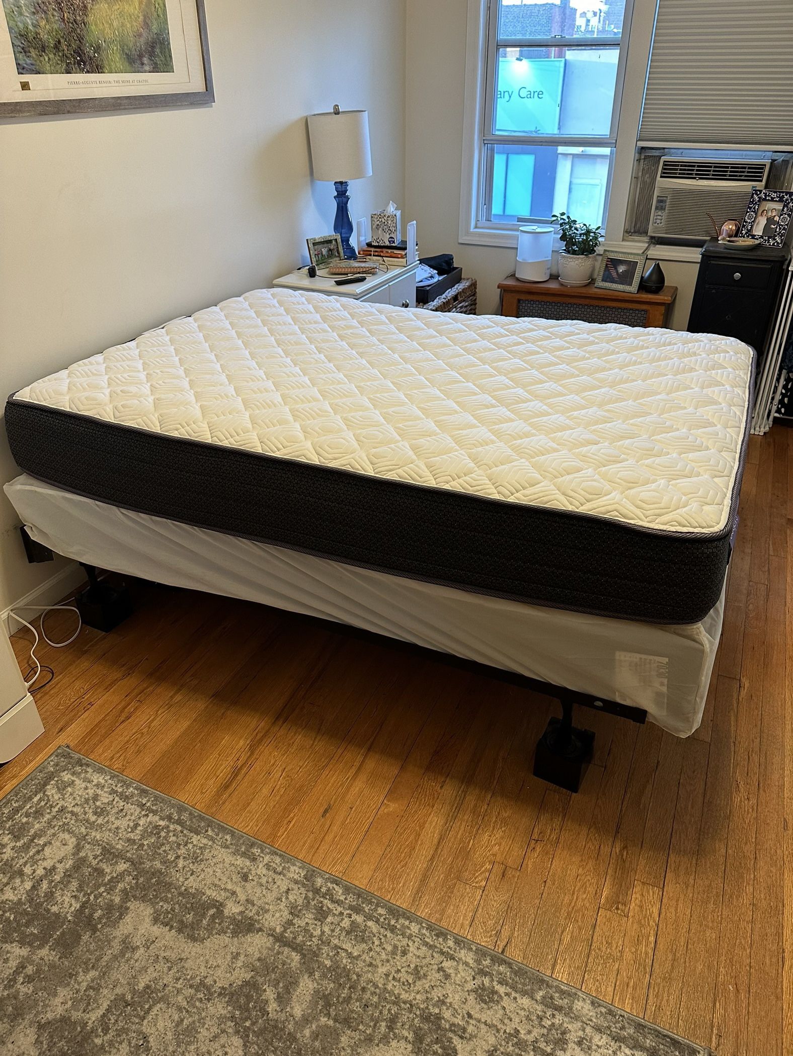 Sleepy’s Hush Firm Mattress - Optional Set