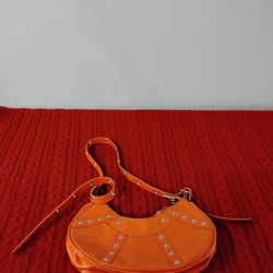 orange purse 