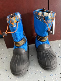 Selling Kids Outdoor Snow Boots Insulated Waterproof WinterSkiing Boots Adjustable FREE Gloves