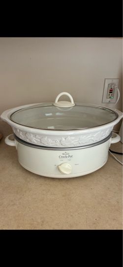 Slow cooker