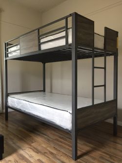 Twin twin BUNKBED with mattress