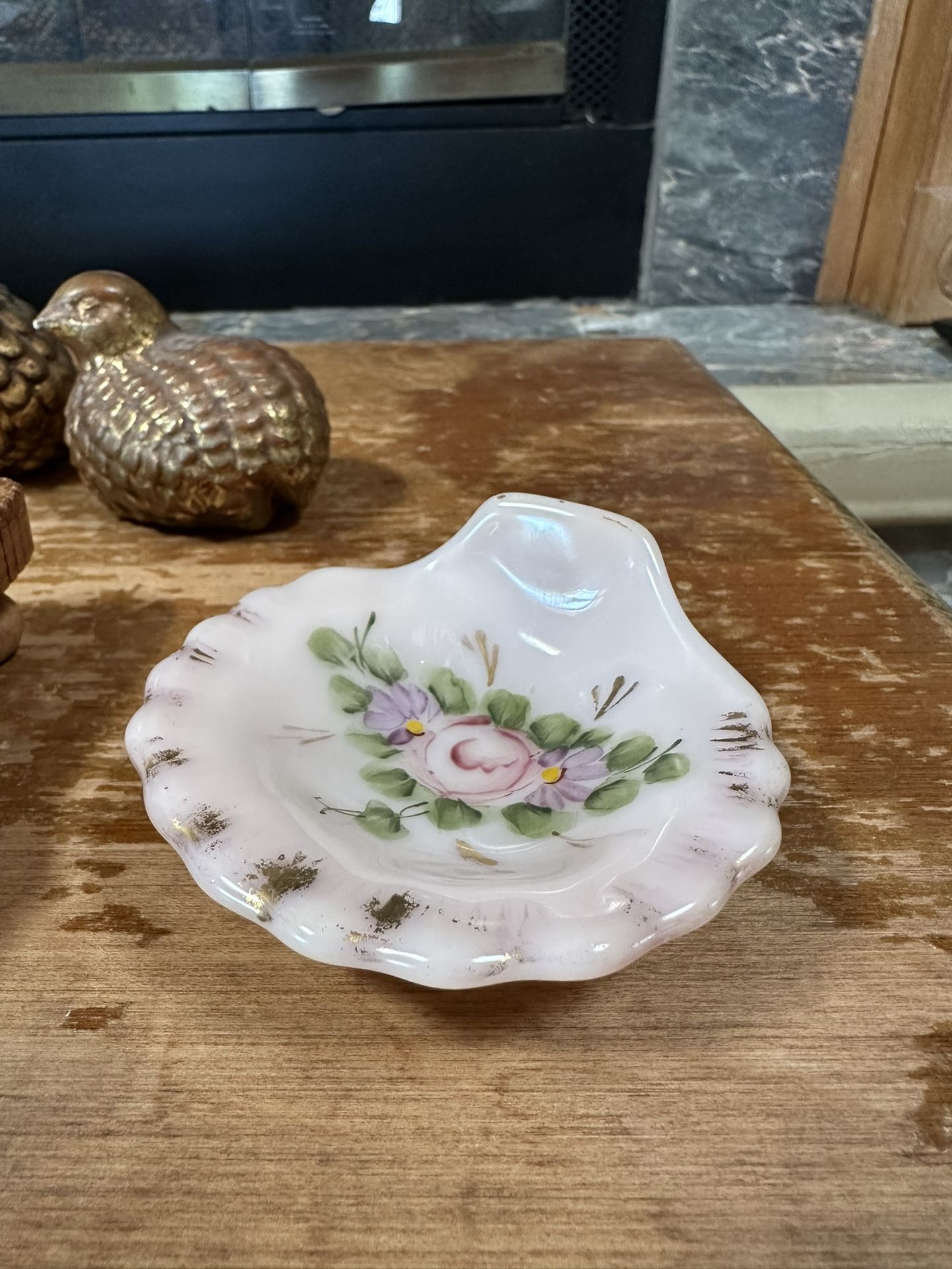 Cambridge Vintage Crown Tuscan Pink Footed Seashell. Compote., or Trinket dish.