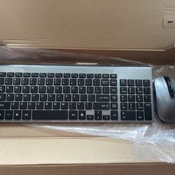 Logitech Wireless Desktop MK320 Keyboard and Mouse