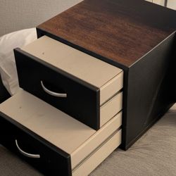 Nightstand 
