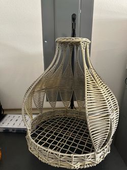 Pet swing bed