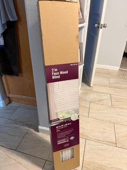 Wood blind 42in W x 64in L