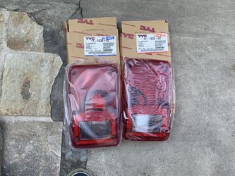 Dodge / Plymouth Van Tail Lights 