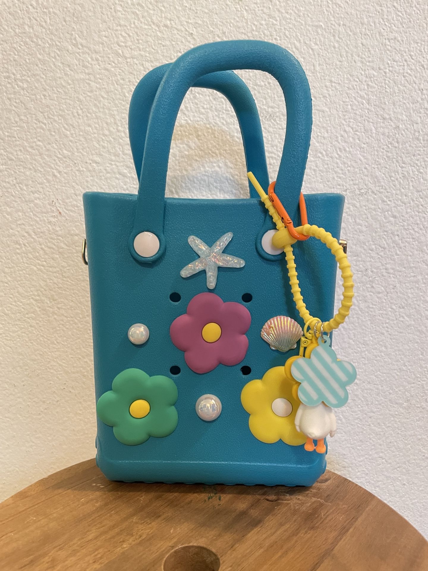 99% New Cute Small Silicone Bag