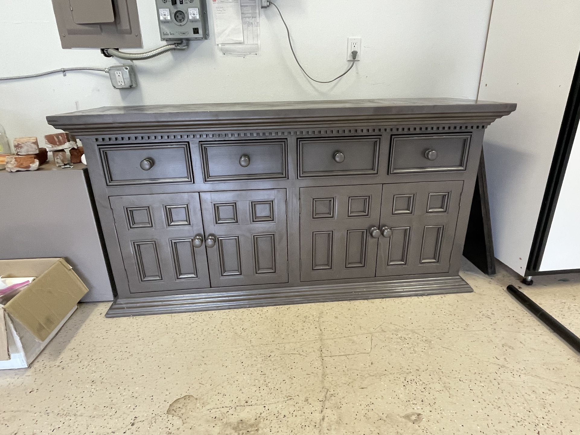 Buffet table for Sale in Tualatin, OR OfferUp